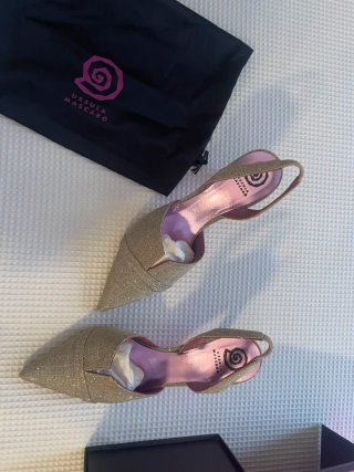 Zapatos de fiesta Ursula Mascaró dorados