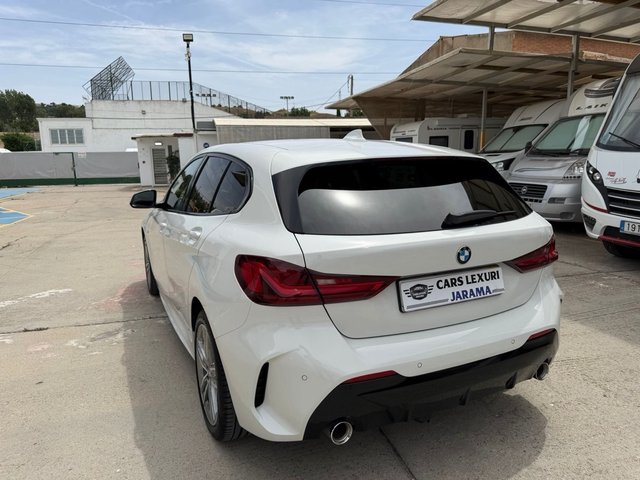 BMW Serie 1 118d paquete M 2024