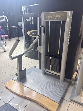 Máquina de Gimnasio Move Together
