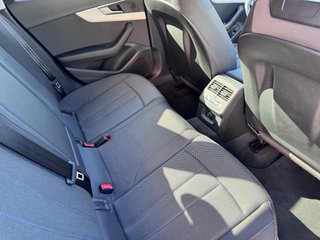 Audi A4 2023