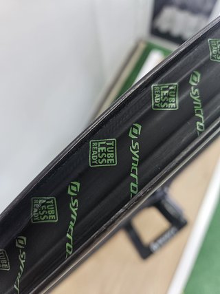 SET DE RUEDAS SYNCROS CAPITAL 1.0s perfil 40