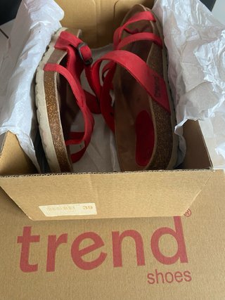 Sandalias rojas Trend