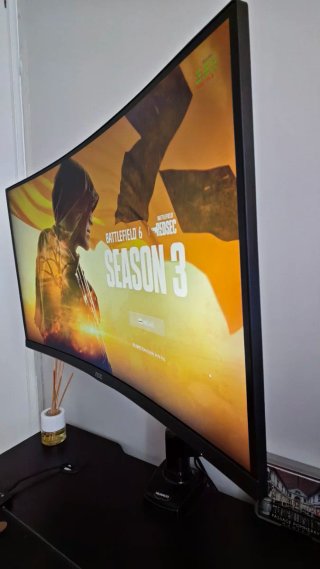 Monitor AOC Gaming CQ27G2U/BK 27 QuadHD 144Hz