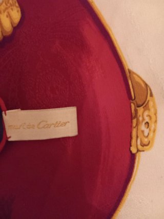 Pañuelo Cartier Leopardo y Perlas