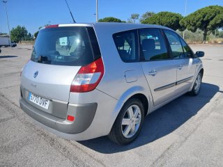 Renault Grand Scenic 2006