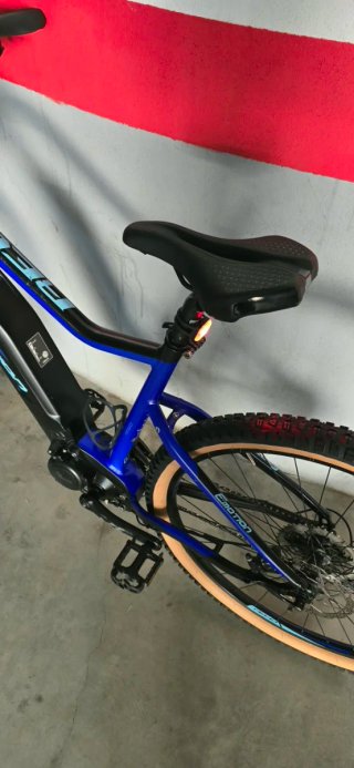 Bicicleta Eléctrica BH e-motion Rever 29