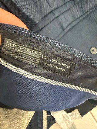 Traje azul Zara