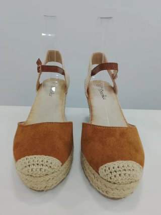 Cuñas esparteñas marrones y beige