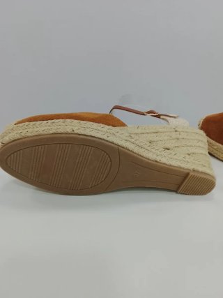 Cuñas esparteñas marrones y beige