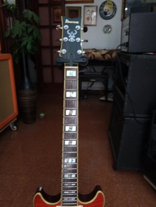 Ibanez AR 300 Guitarra Eléctrica