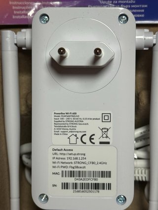 STRONG Powerline 600 Triple Wi-Fi