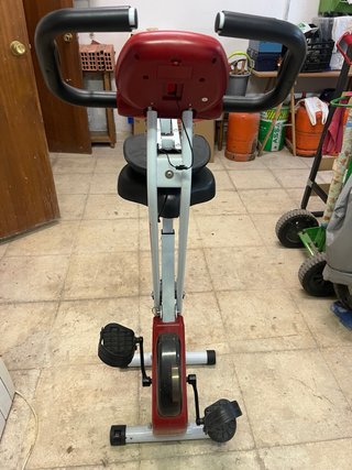 Bicicleta Estática Roja plegable