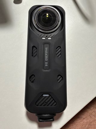 Insta360 X4 con 3 baterías