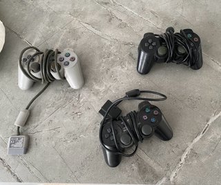 3 Mandos PS2 Sony (15€ cada uno)
