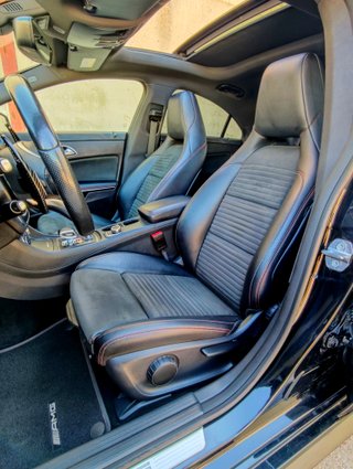 MERCEDES CLA 45 AMG 4MATIC