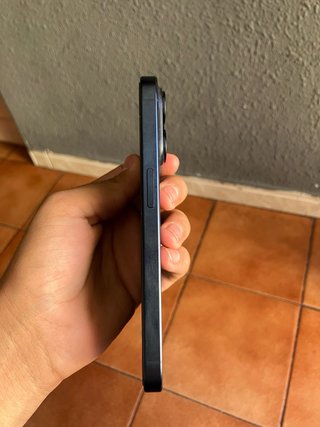 iPhone 15 Pro Azul Marino