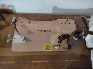 Mueble antiguo máquina coser Alfa