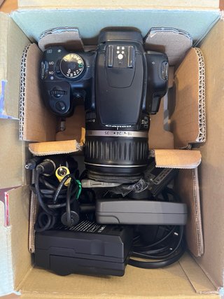 Canon EOS 400D + Objetivo 18-55mm + accesorios
