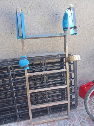 Escalera Inox Barco Piscina. Mirad la última foto.