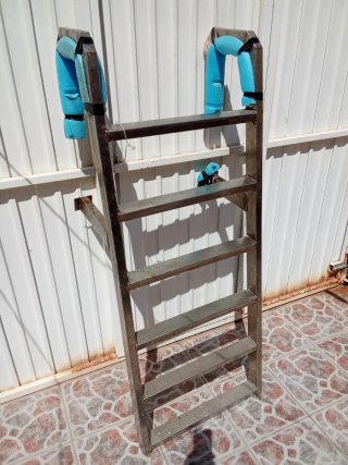 Escalera Inox Barco Piscina. Mirad la última foto.