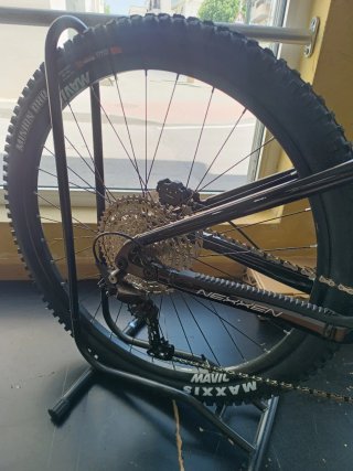 Bicicleta Berria Nexxen Max Avinox M2S