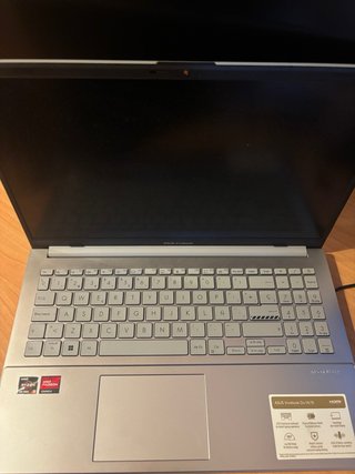 ASUS Vivobook Go 15 / Ryzen 5 (7ª) / 16GB RAM DDR5