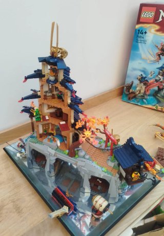 Lego Ninjago DRAGONS RISING 71814 y CAJA ORIGINAL