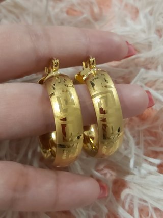 Pendientes de Aro Abombados Greca Chapado en Oro
