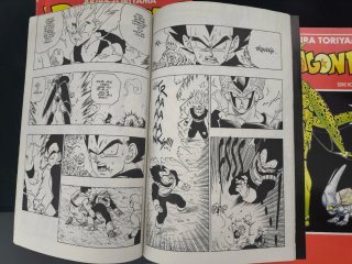 25 Comics Dragon Ball serie roja