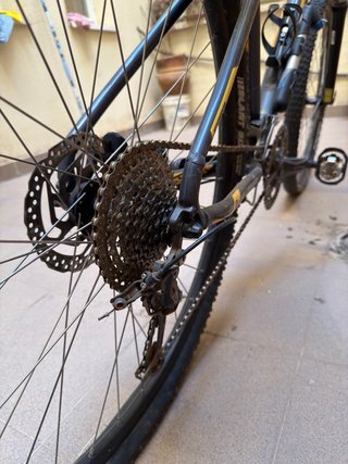 Bicicleta GT Avalanche 29 Talla L + Cubierta