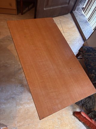 Mesa baja plegable madera y metal