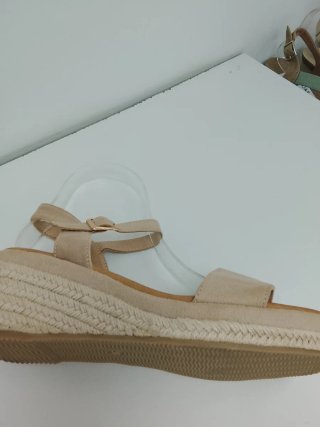 Sandalias cuña beige 5cm