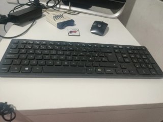Ordenador HP Pavilion 20 con tarjeta Brother