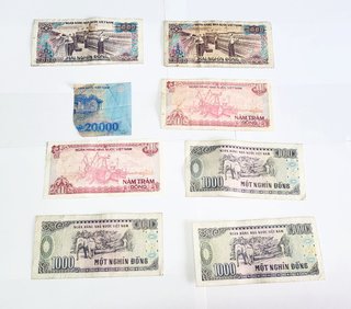 Lote de 8 Billetes Dong Vietnamita 500, 20K, 1K/2K