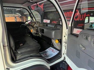 Nissan NT400 2017