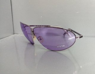 Occhiali da sole Extè viola e argento