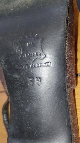 Zapatos Magrit Marrones y Dorados
