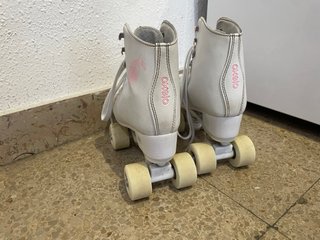 Patines Artísticos Oxelo Blancos y Rosas