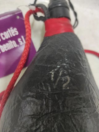 Bota de vino de cuero viejo