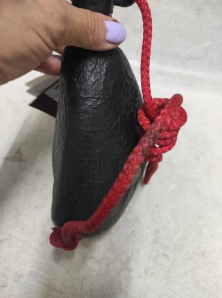 Bota de vino de cuero viejo