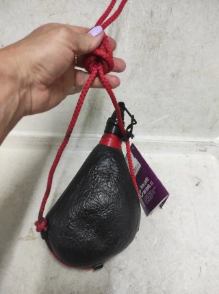 Bota de vino de cuero viejo