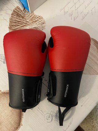 Guantes de boxeo Outshock 10 oz