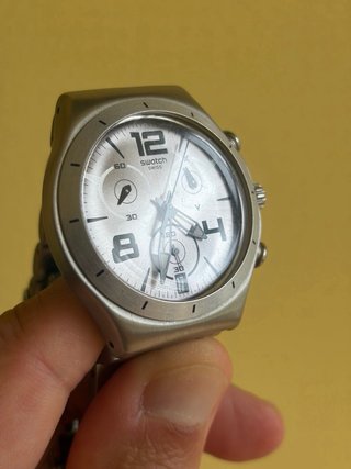 Reloj Swatch Irony Cronógrafo Plata