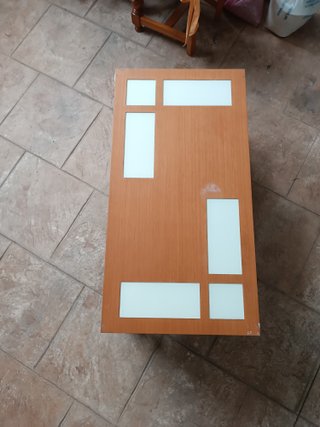 Mesa centro madera con 2 puffs polipiel