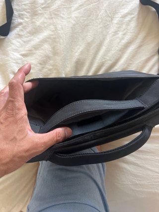 Maletín Thule 13/14 + Tablet Negro