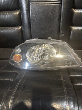 Faros Delanteros Seat Cordoba