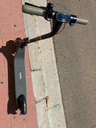 Patinete eléctrico Ninebot poco uso