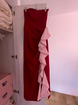 Vestido largo con volantes