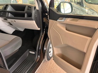 Volkswagen Caravelle 2017