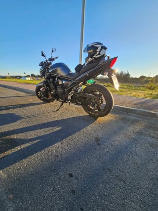 Suzuki Bandit 650 A2 Naked Gris